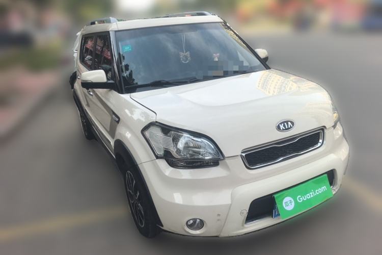 Used Kia Soul 2013 1.6L AT Premium Front Right 45 Deg