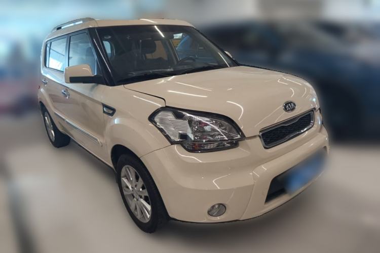 Used Kia Soul 2013 1.6L AT GL Front Right 45 Deg