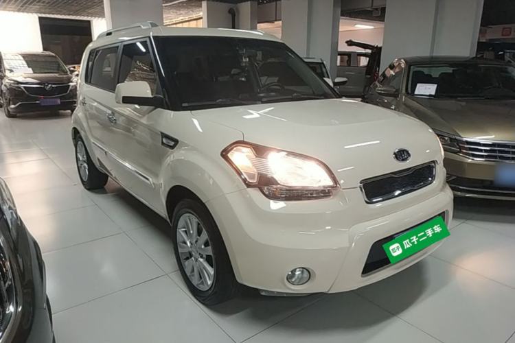 Used Kia Soul 2013 1.6L AT GL Front Right 45 Deg
