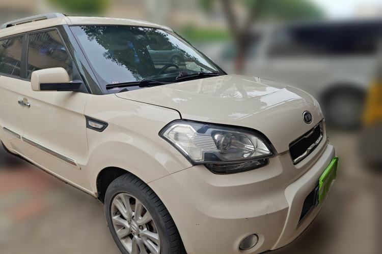 Used Kia Soul 2013 1.6L AT GL Front Right 45 Deg