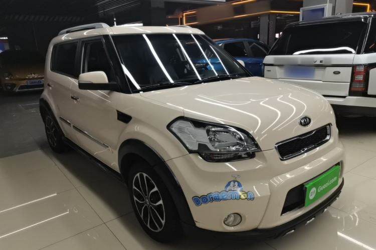 Used Kia Soul 2013 1.6L AT Premium Front Right 45 Deg