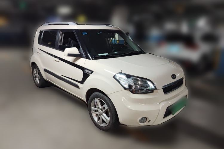 Used Kia Soul 2013 1.6L MT GL Front Right 45 Deg