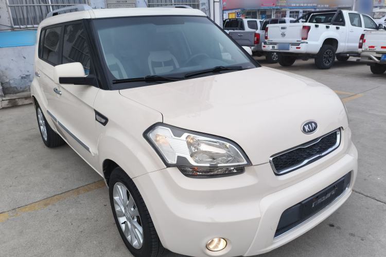 Used Kia Soul 2013 1.6L AT GL Front Right 45 Deg