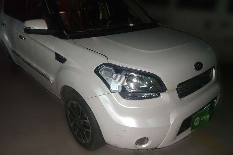 Used Kia Soul 2013 1.6L AT Premium Front Right 45 Deg