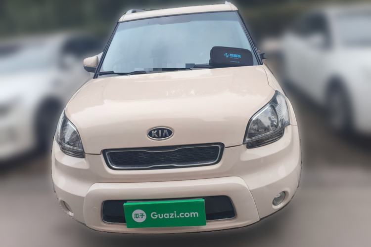 Used Kia Soul 2013 1.6L AT Premium Front