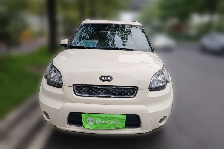 Used Kia Soul 2013 1.6L AT GL Front