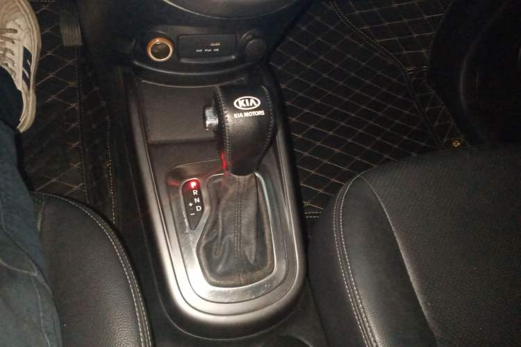 Used Kia Soul 2013 1.6L AT Premium Gear Lever