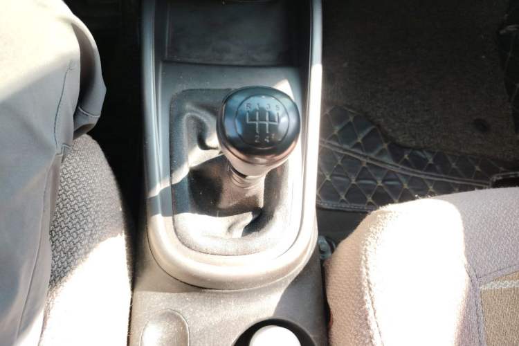 Used Kia Soul 2013 1.6L MT GL Gear Lever