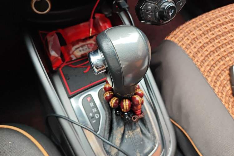 Used Kia Soul 2013 1.6L AT GL Gear Lever