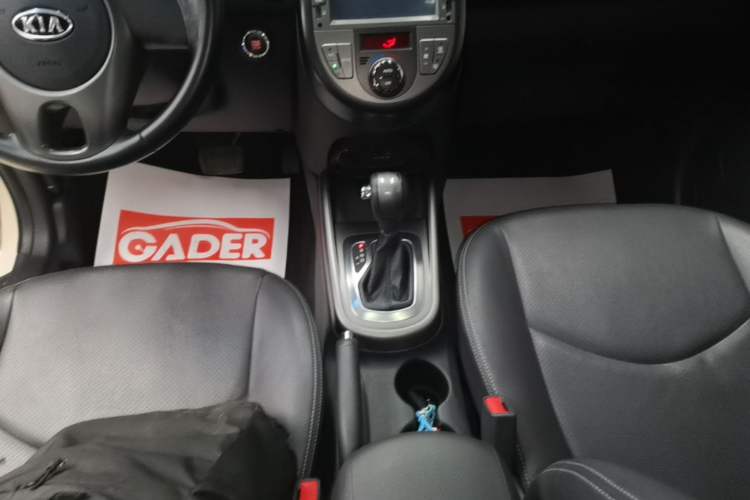 Used Kia Soul 2013 1.6L AT Premium Gear Lever