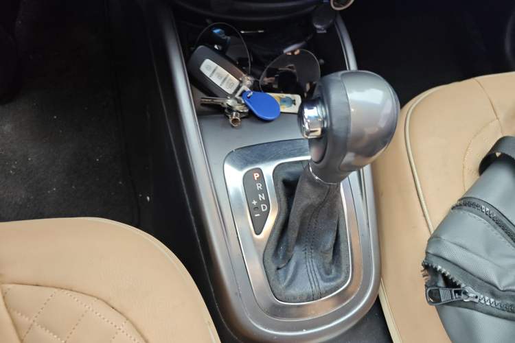 Used Kia Soul 2013 1.6L AT GL Gear Lever