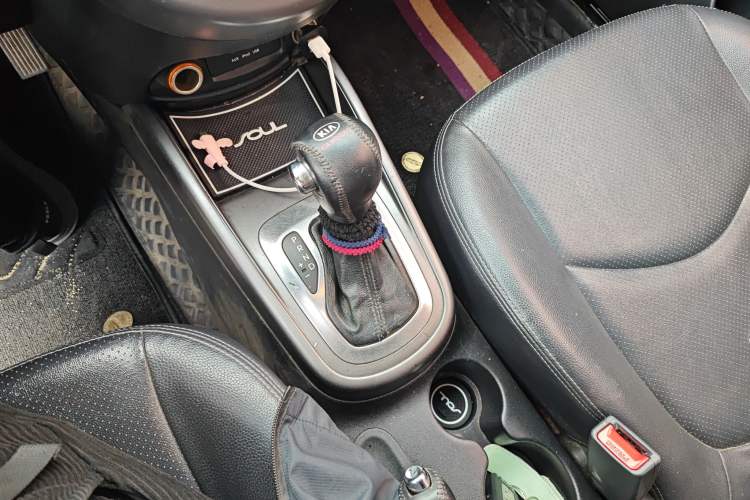 Used Kia Soul 2013 1.6L AT Premium Gear Lever