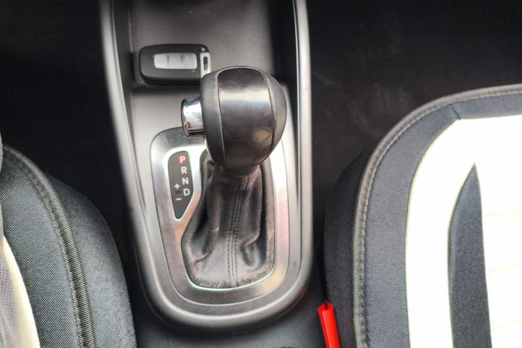 Used Kia Soul 2013 1.6L AT GL Gear Lever