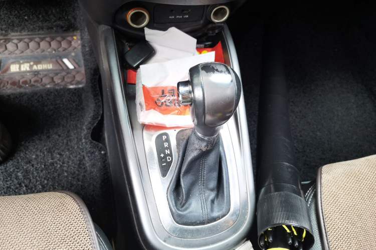 Used Kia Soul 2013 1.6L AT Premium Gear Lever