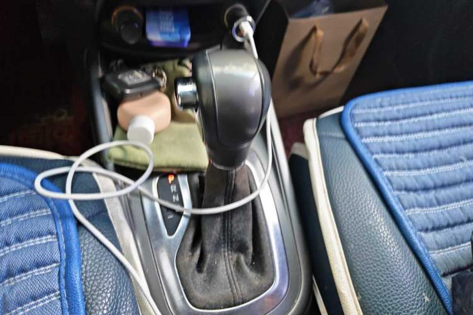 Used Kia Soul 2013 1.6L AT GL Gear Lever