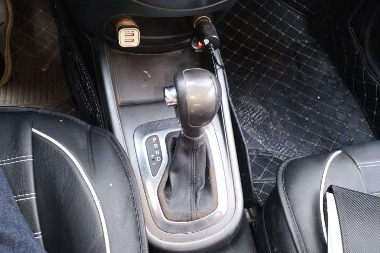 Used Kia Soul 2013 1.6L AT GL Gear Lever