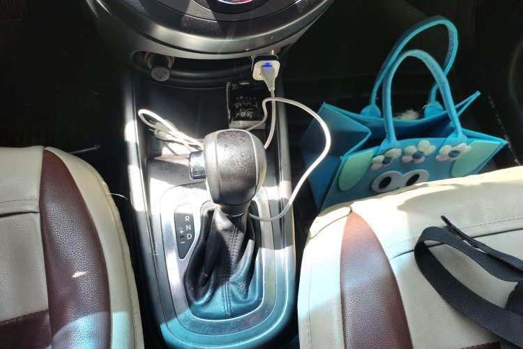 Used Kia Soul 2013 1.6L AT GL Gear Lever
