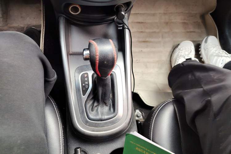 Used Kia Soul 2013 1.6L AT GL Gear Lever