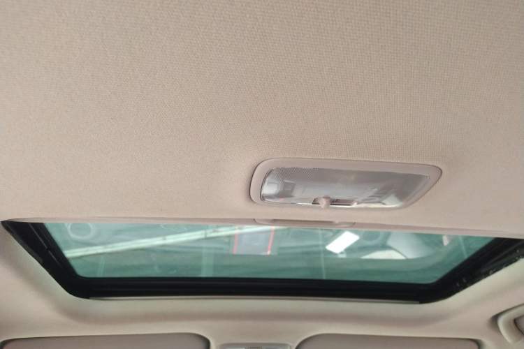 Used Kia Soul 2013 1.6L AT Premium Headliner