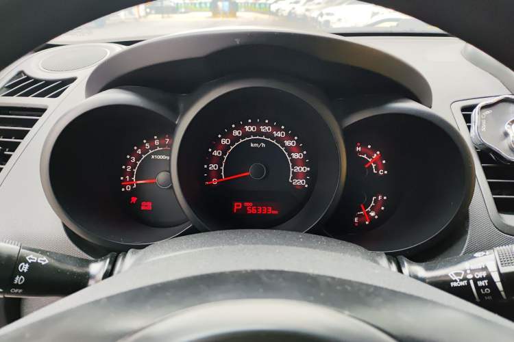 Used Kia Soul 2013 1.6L AT GL Instrument Cluster