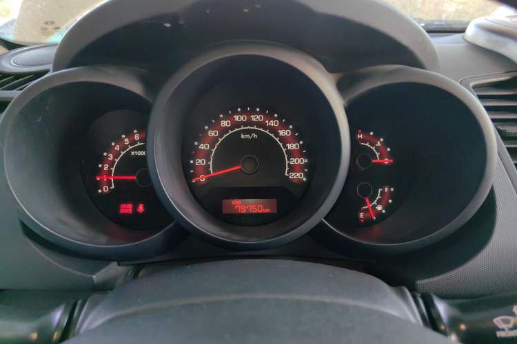 Used Kia Soul 2013 1.6L MT GL Instrument Cluster