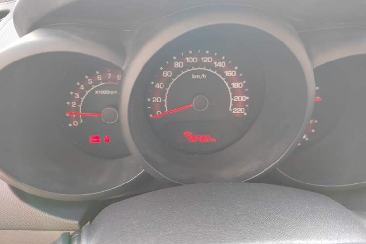 Used Kia Soul 2013 1.6L MT GL Instrument Cluster