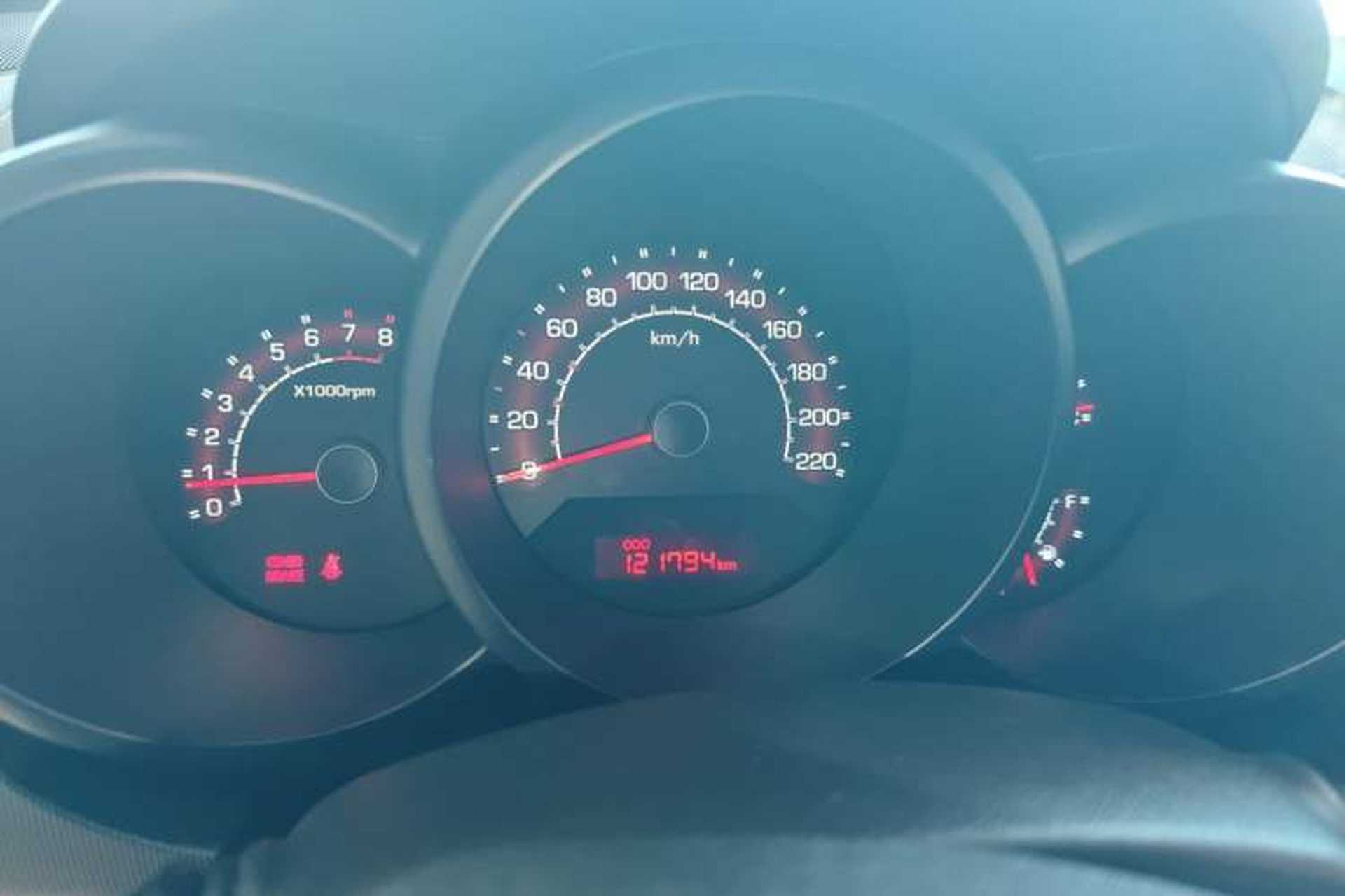 Used Kia Soul 2013 1.6L MT GL Instrument Cluster