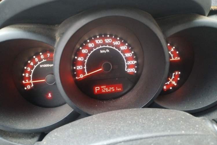 Used Kia Soul 2013 1.6L AT GL Instrument Cluster