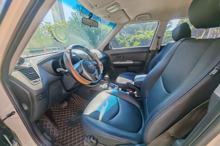 Used Kia Soul 2013 1.6L AT GL Interior 1