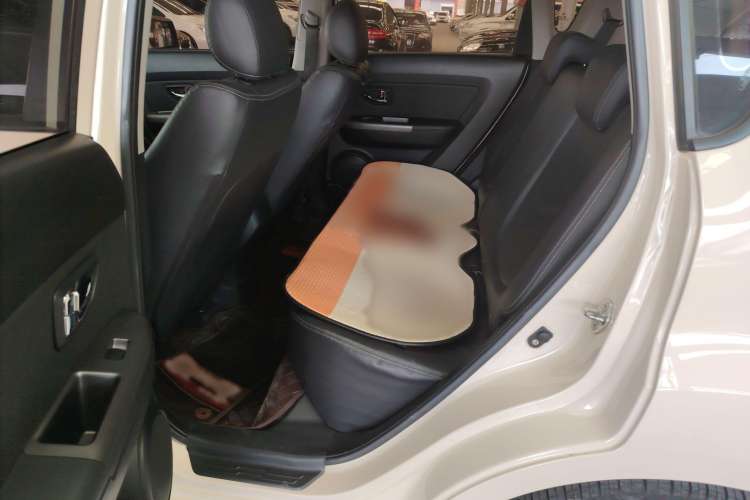 Used Kia Soul 2013 1.6L AT Premium Interior 1
