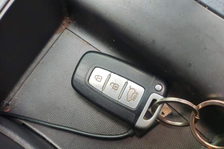 Used Kia Soul 2013 1.6L AT Premium Interior 1