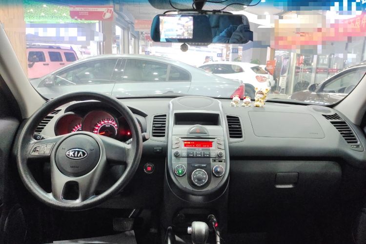 Used Kia Soul 2013 1.6L AT GL Interior 3