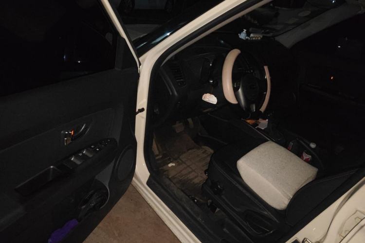 Used Kia Soul 2013 1.6L AT Premium Interior 3