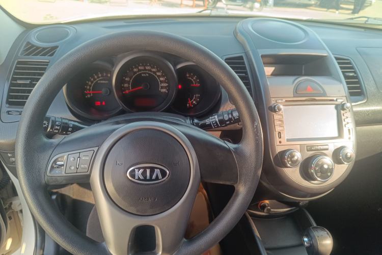 Used Kia Soul 2013 1.6L AT GL Interior 3