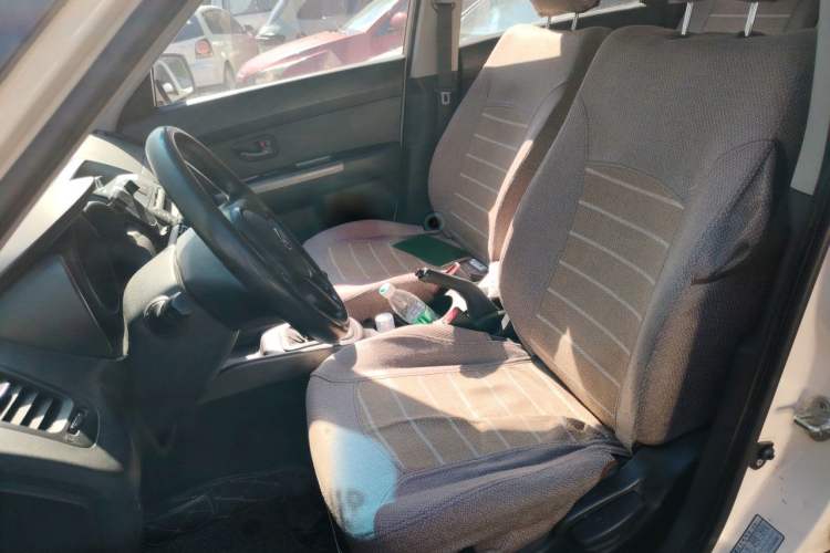 Used Kia Soul 2013 1.6L MT GL Left Front Seat
