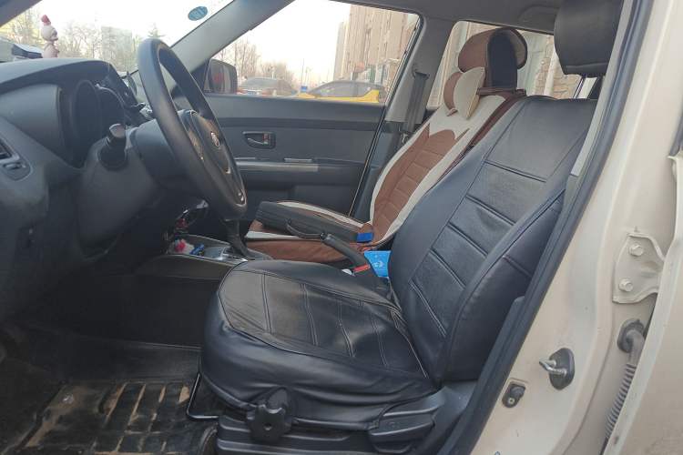 Used Kia Soul 2013 1.6L AT GL Left Front Seat