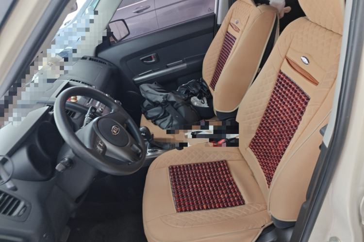 Used Kia Soul 2013 1.6L AT GL Left Front Seat