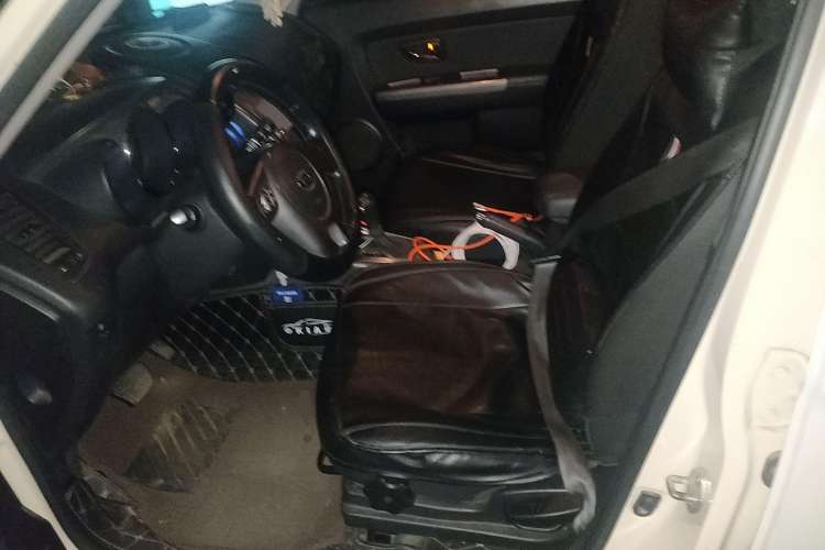 Used Kia Soul 2013 1.6L AT Premium Left Front Seat