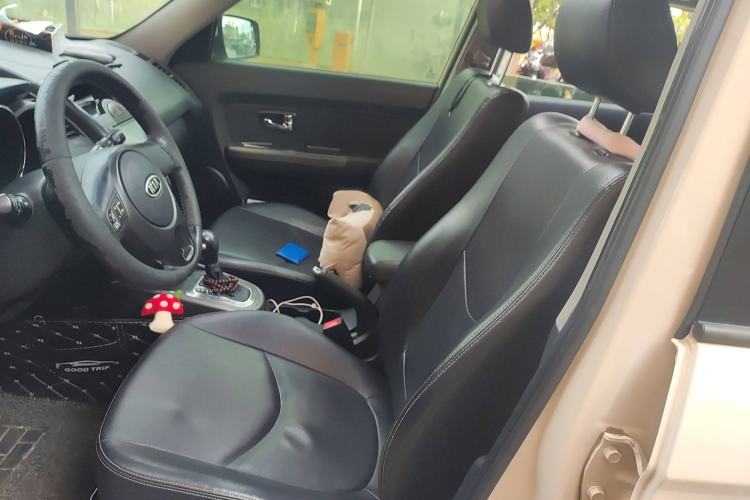 Used Kia Soul 2013 1.6L AT Premium Left Front Seat