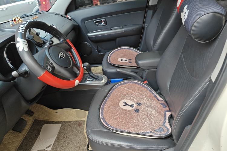 Used Kia Soul 2013 1.6L AT Premium Left Front Seat