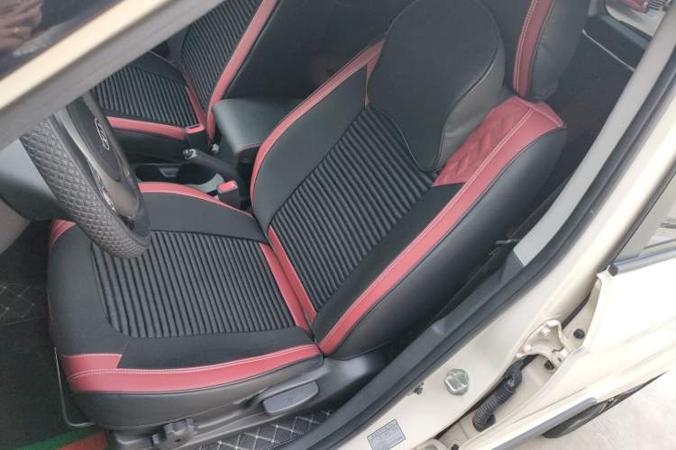 Used Kia Soul 2013 1.6L MT GL Left Front Seat