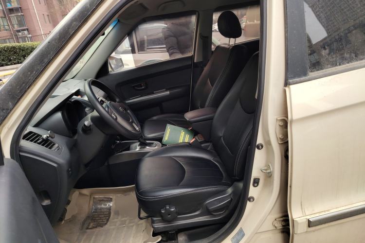 Used Kia Soul 2013 1.6L AT GL Left Front Seat