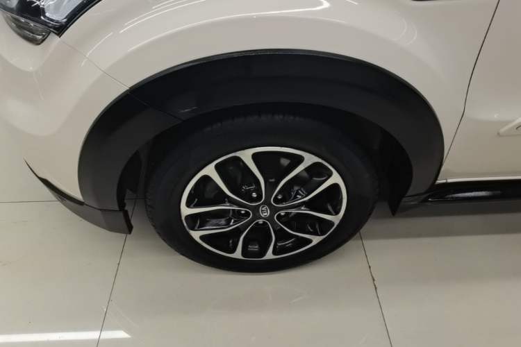 Used Kia Soul 2013 1.6L AT Premium Left Front Wheel Hub