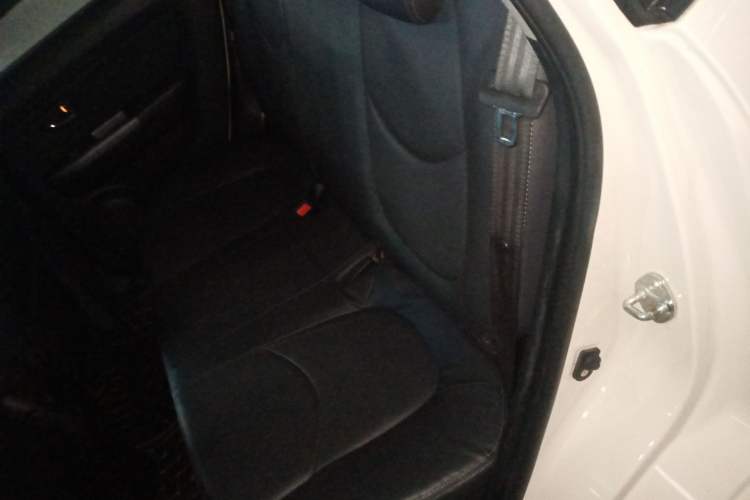 Used Kia Soul 2013 1.6L AT Premium Left Rear Seat