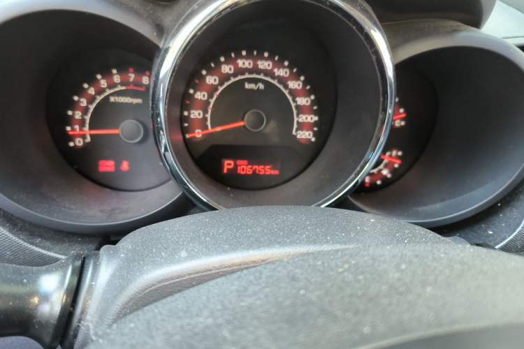 Used Kia Soul 2013 1.6L AT Premium Odometer Close Up