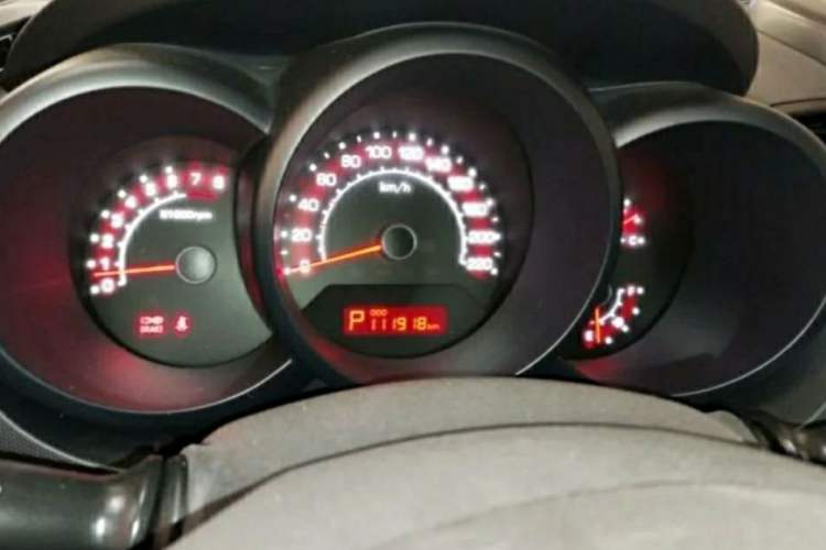 Used Kia Soul 2013 1.6L AT Premium Odometer Close Up