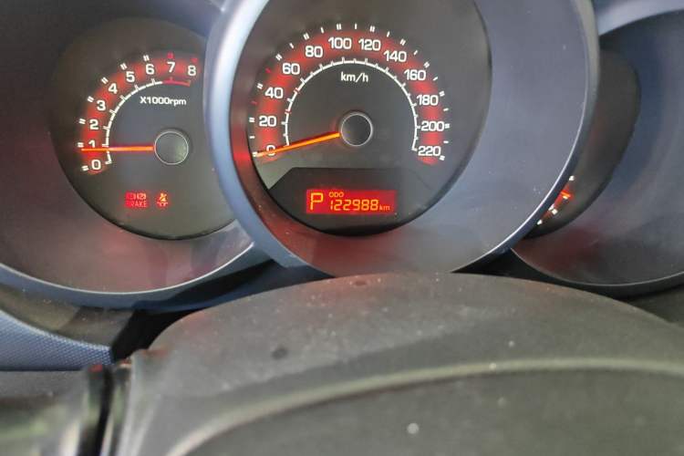 Used Kia Soul 2013 1.6L AT GL Odometer Close Up