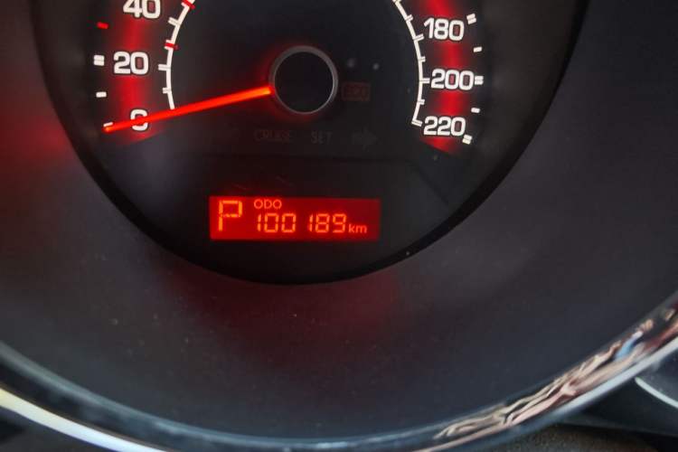 Used Kia Soul 2013 1.6L AT Premium Odometer Close Up