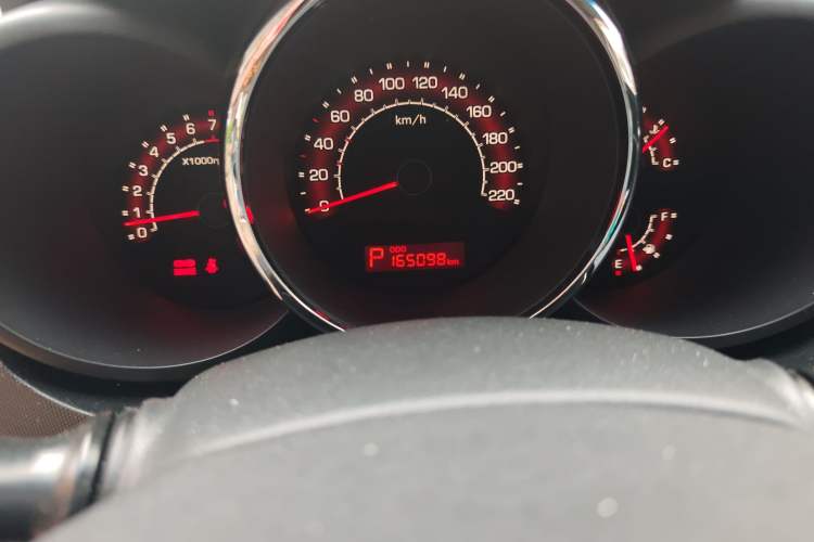 Used Kia Soul 2013 1.6L AT Premium Odometer Close Up