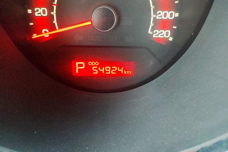 Used Kia Soul 2013 1.6L AT Premium Odometer Close Up